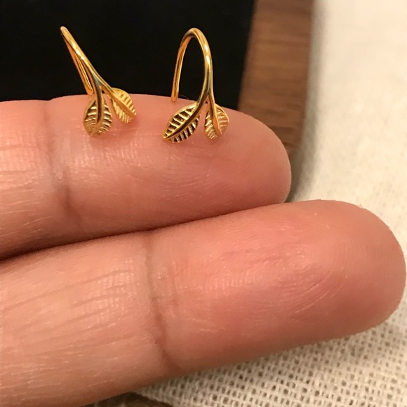 Leaf Earrings,Leaf Hoop Earrings cute Hoop Earrings 925 Sterling Silver Earrings - Picture 5 of 11